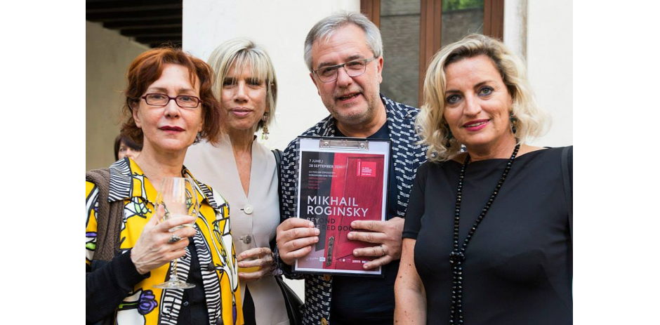 Guests to the exhibition, Rector of Ca' Foscari University Carlo Carraro, CSAR Director prof. Silvia Burini