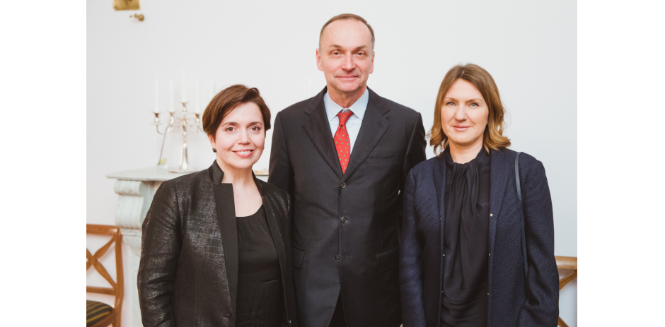 Ekaterina Kondranina, Pierre Helg, and Inna Bazhenova