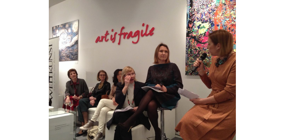 Inna Bazhenova at TEFAF: talk about art and publishing